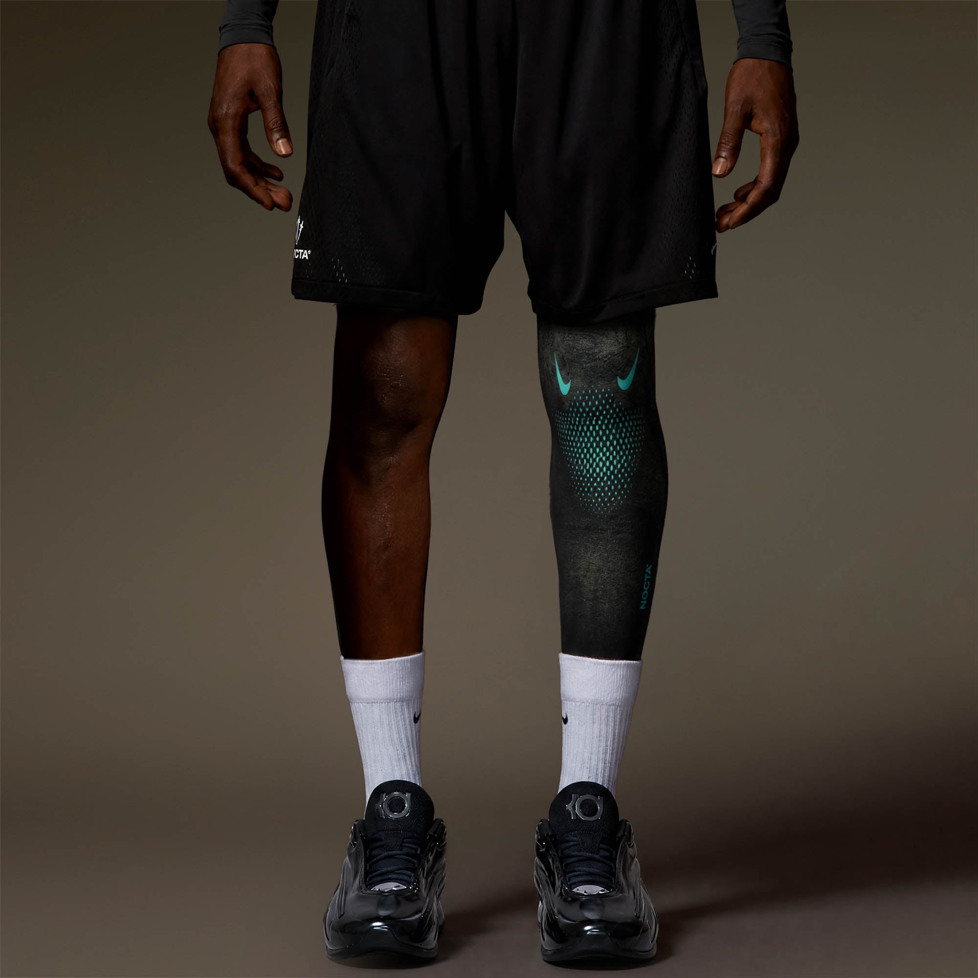 Easy Money Single Leg Tights (Left)