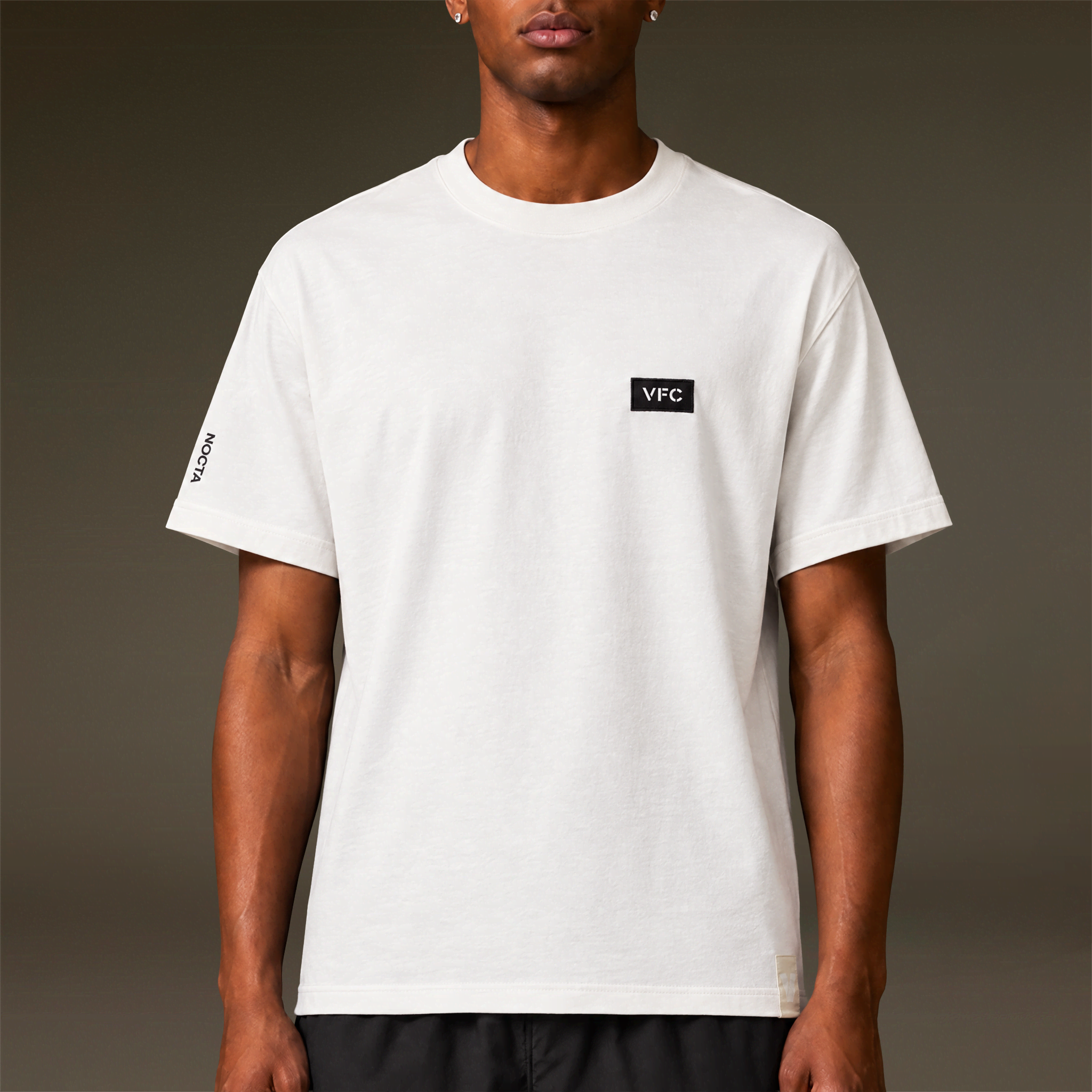 26/27 VFC Travel Lion Statue Tee White - IMAGE 2