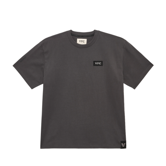 26/27 VFC Travel Lion Statue Tee Dark Grey